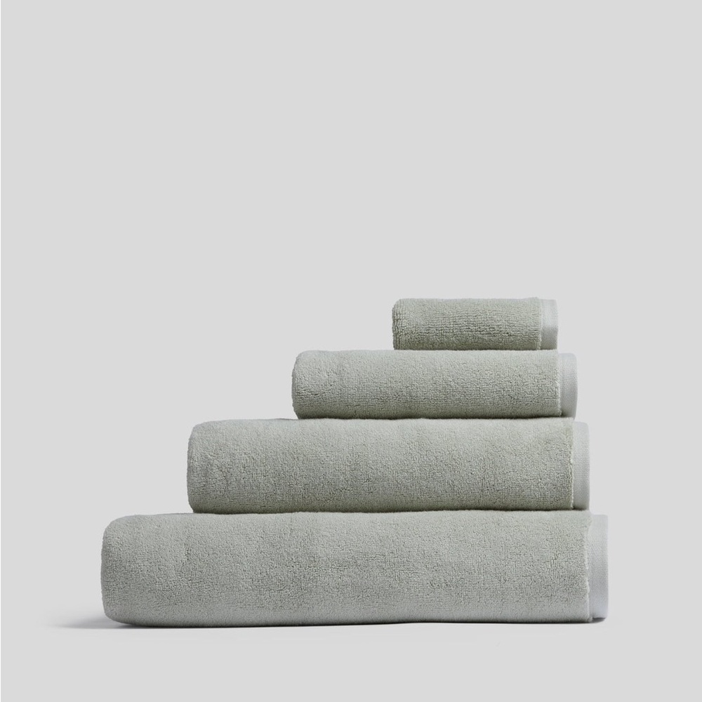 Parachute Sage Green Bath Sheet Set of 2 Brand New in Packaging